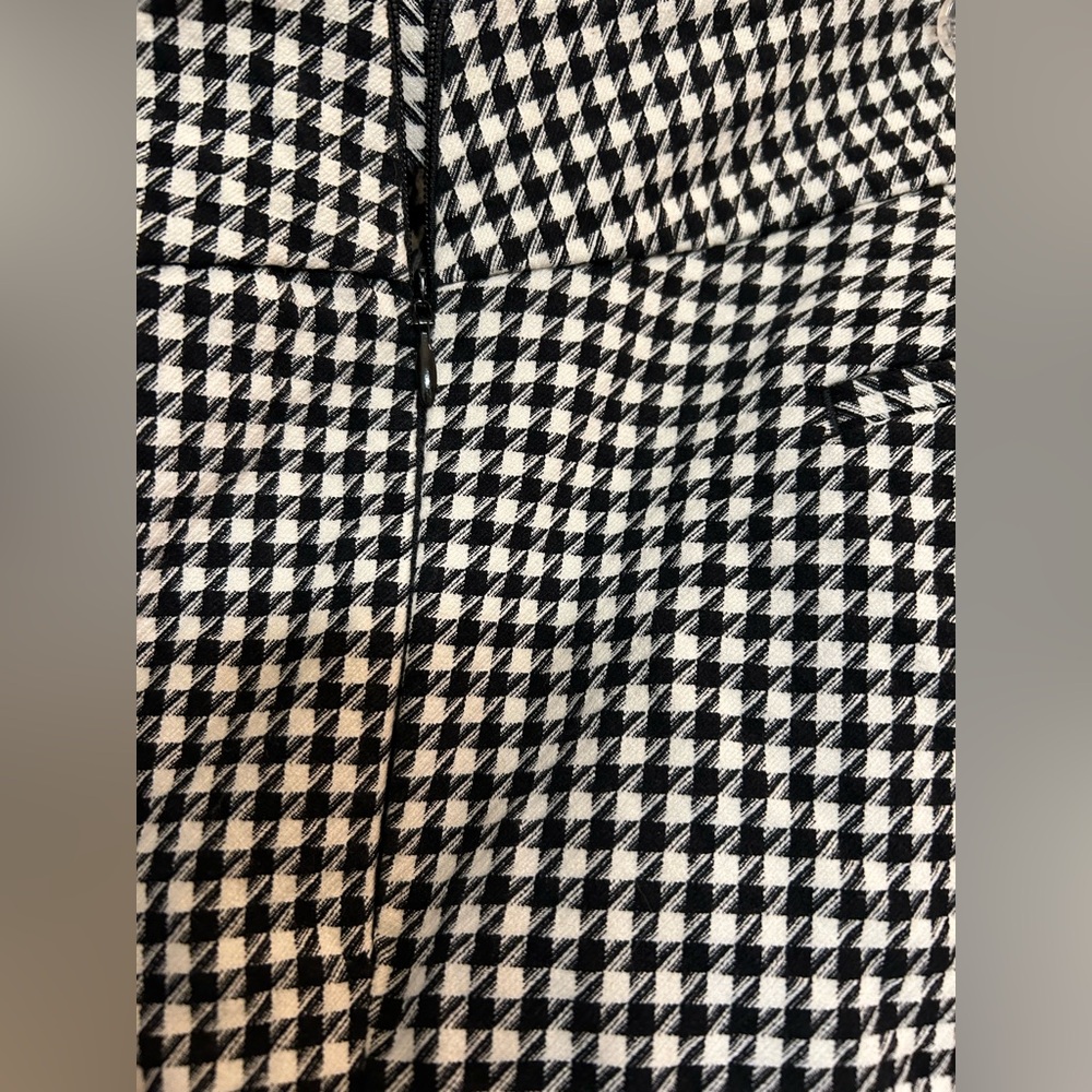 Talbots Black and White Houndstooth Slacks